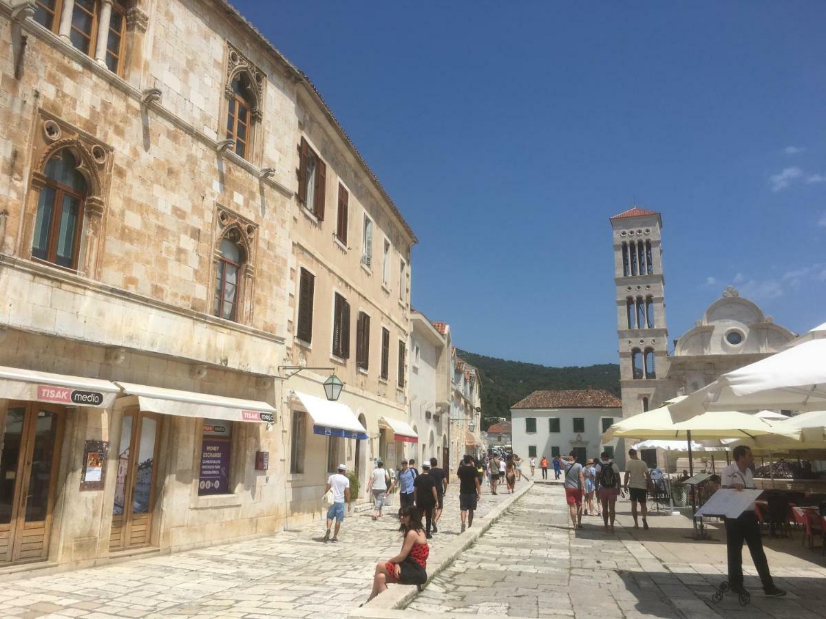 Hvar Piazza Apartment Hvar Town Buitenkant foto