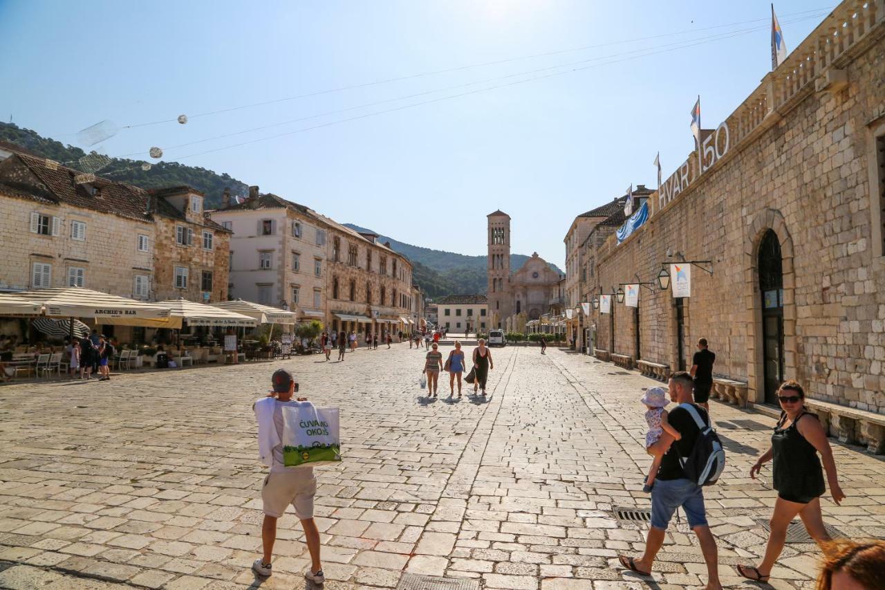 Hvar Piazza Apartment Hvar Town Buitenkant foto